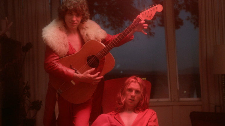 foxygen-coulda-been-my-love-music-video-c-750x421